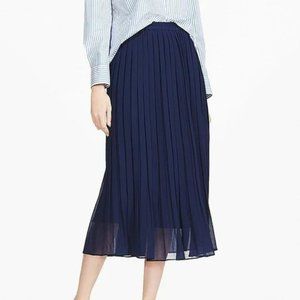 NWT Uniqlo Navy Blue Pleated Chiffon Midi Skirt